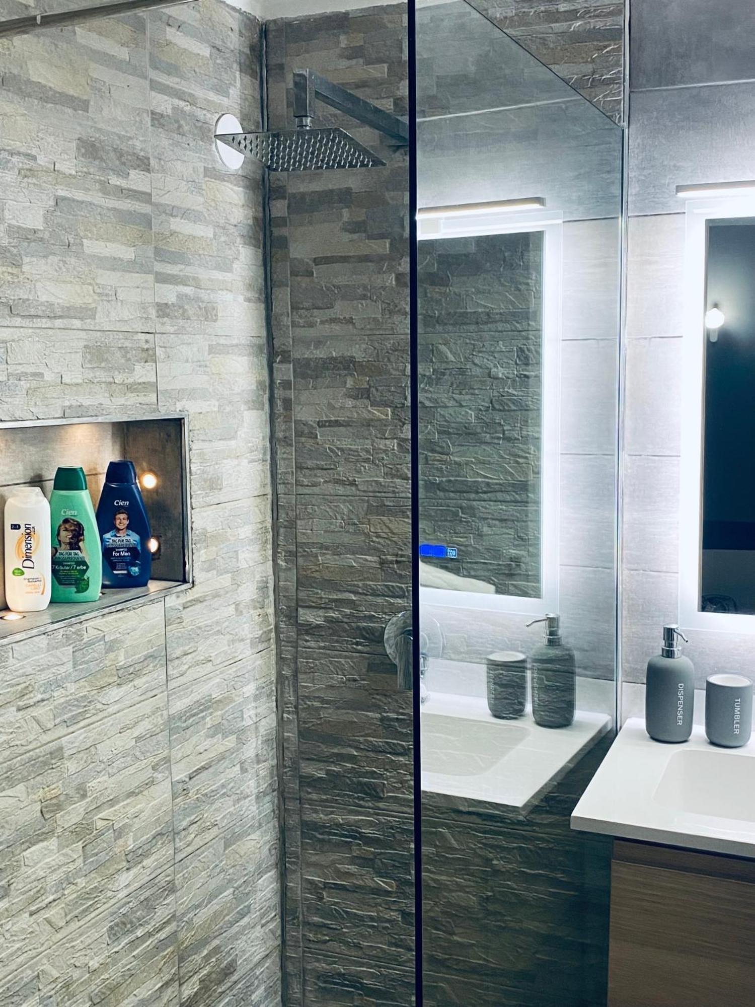 Appartamento Magda House & Parking Bari Esterno foto