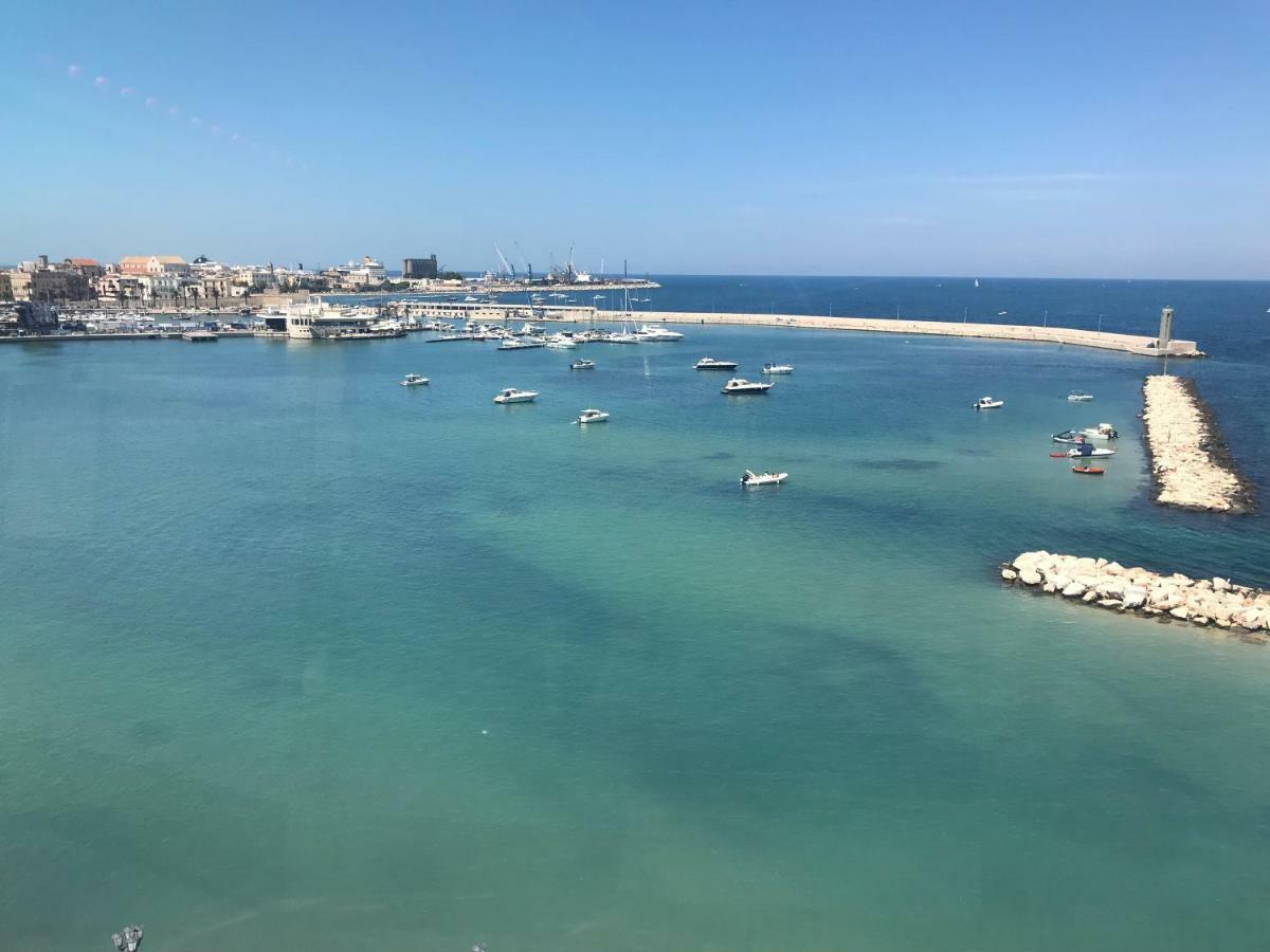 Appartamento Magda House & Parking Bari Esterno foto